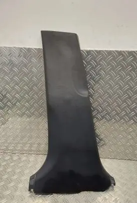 Toyota Yaris (B) pillar trim (bottom) 624140D190 624140D200