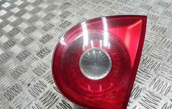 Volkswagen Golf IV Tailgate rear/tail lights 1k6945094e