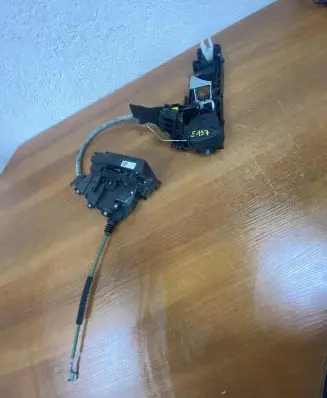 Mercedes-Benz GLC X253 C253 Front door lock A0997202000 157