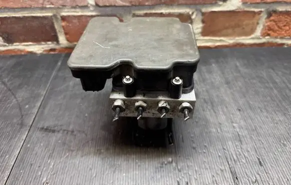 Mercedes-Benz CL C215 ABS Pump A1779006306 A1779019302 A1779026013