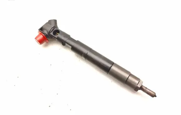 Mercedes-Benz C W204 Fuel injector A6510700587 EMBR00002D