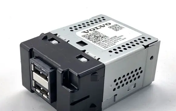 Volvo S90, V90 USB socket connector 31407038