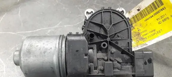 Renault Twingo II Wiper motor 0390241541