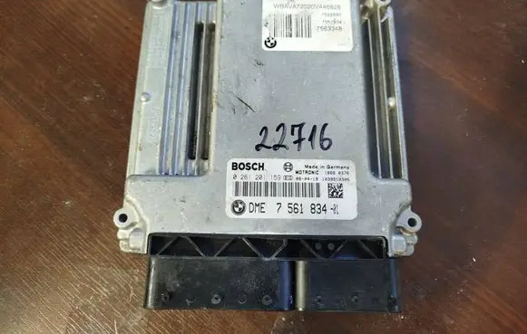 BMW 3 E90 E91 Engine control unit/module 7561834 0261201159