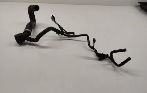 Volkswagen Tiguan Allspace Engine coolant pipe/hose
