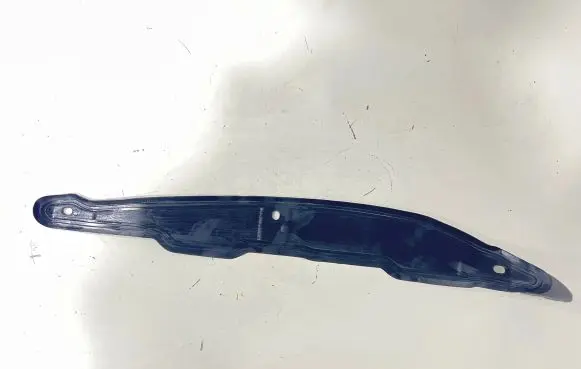 Maserati Ghibli Fender end trim 670001705 24143