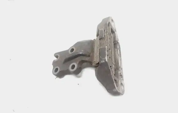 Volvo XC90 Engine mount bracket 30793797
