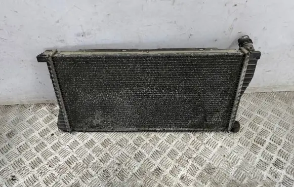 BMW 5 E39 Coolant radiator 2247345