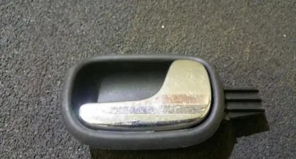 Audi A4 S4 B5 8D Rear door interior handle 8d0839020
