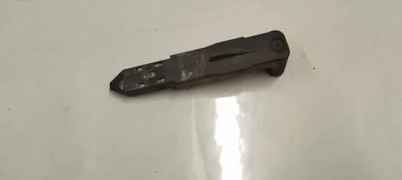 Volvo XC60 Headlight/headlamp mounting bracket 30763155