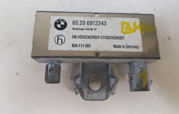 BMW Z4 E85 E86 Aerial antenna amplifier 6912243