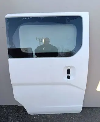 Nissan NV200 Side sliding door 