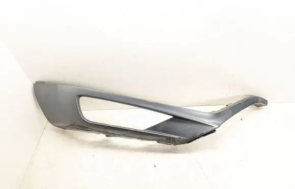 Volvo XC90 Front bumper splitter molding 31383801
