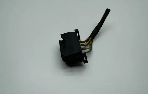 BMW 1 E81 E87 Headlight/headlamp wiring loom/harness 6925638 692563803