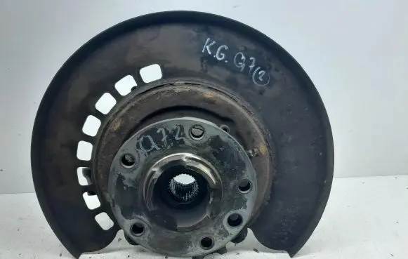 Audi Q7 4L Rear wheel hub