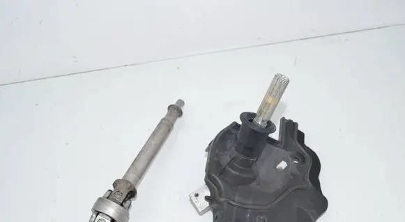 BMW 5 F10 F11 Steering column universal joint 6778136 32306778136 32306859833