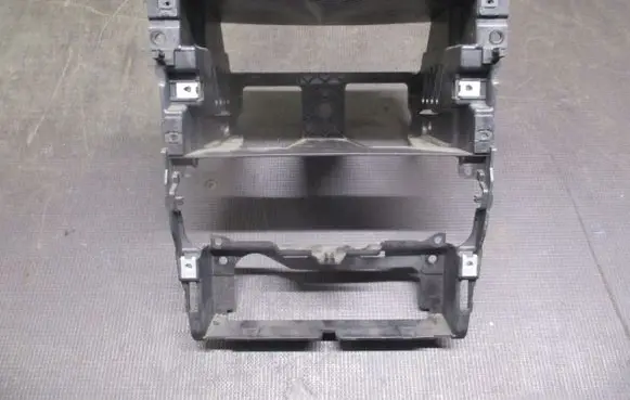 Ford Mondeo MK IV Radio/GPS head unit trim 6M2118A998