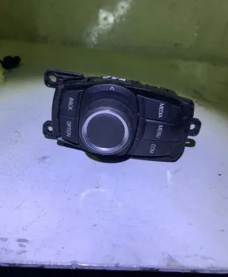 BMW 1 F20 F21 Multifunctional control switch/knob 033623203