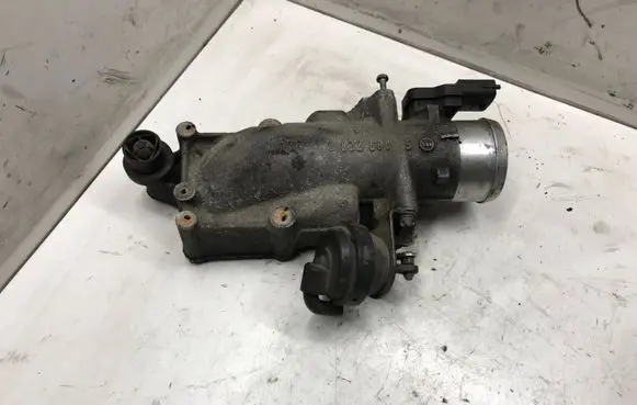 Opel Zafira A Throttle valve 08226805