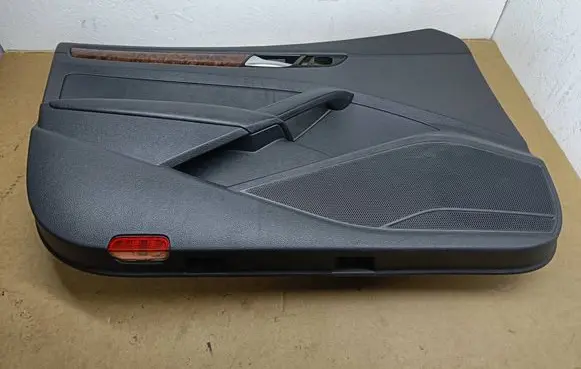 Volkswagen PASSAT B7 USA Front door card panel trim 561867011A 561837113