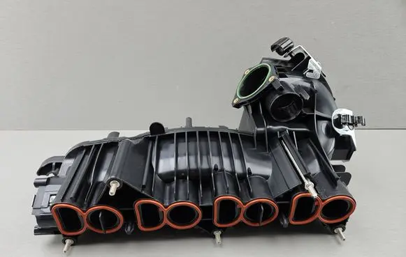 BMW 1 E81 E87 Intake manifold 8507239 11618507239 7811214