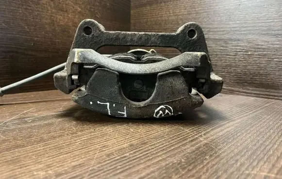 Volkswagen PASSAT B8 USA Front brake caliper 6798D