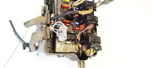 Peugeot 207 Fuse box set 9664055780