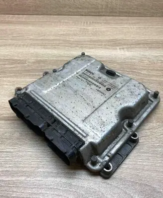Chrysler Grand Voyager IV Engine control unit/module ECU P04727770AC 0281011281