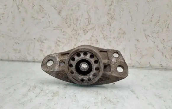 Volkswagen PASSAT B6 Front shock absorber mounting bracket 3C0513363