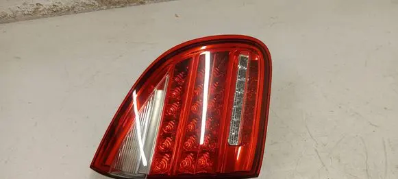 Porsche Cayenne (92A) Tailgate rear/tail lights 7p5945093m
