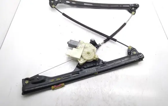 Citroen C4 II Picasso Front door window regulator with motor 