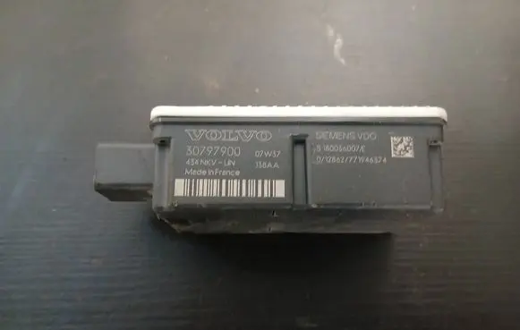 Volvo V70 Alarm control unit/module 30797900 S180036007E