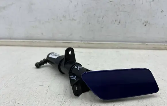 Volkswagen PASSAT CC Headlight washer spray nozzle 3c8955103b 3c8955109b