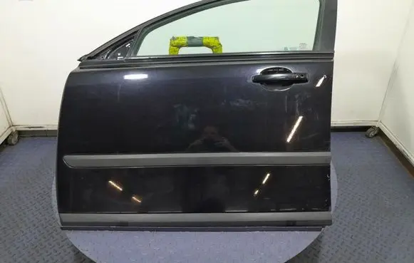 Volvo S40 Front door 