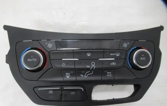 Ford Kuga II Climate control unit GJ5T18C612AG
