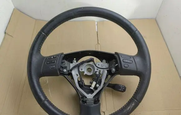 Toyota Corolla Verso AR10 Steering wheel GS12001450