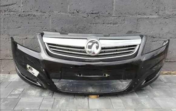 Opel Zafira B Front bumper RGC6357