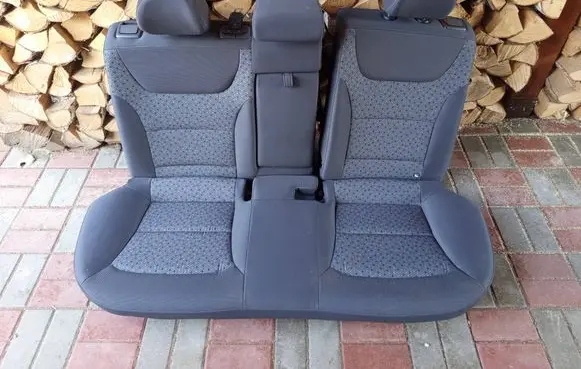 Hyundai Ioniq Rear seat