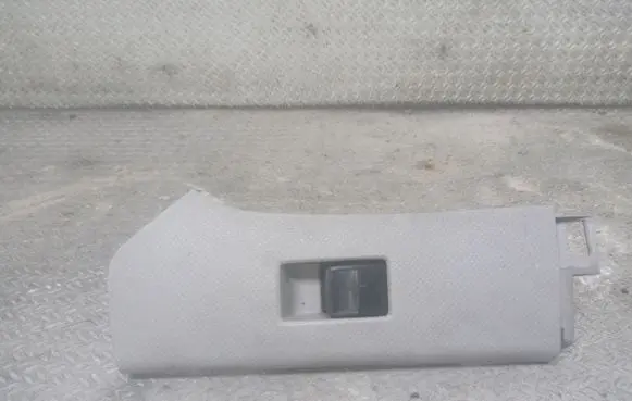 Toyota Yaris Electric window control switch 742310D090