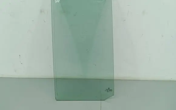 Volkswagen Touran I Rear door window glass 43R001057 E000184