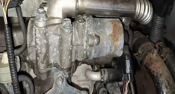 Toyota Auris 150 EGR valve 