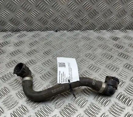 Mercedes-Benz Sprinter W907 W910 Engine coolant pipe/hose A9105010300