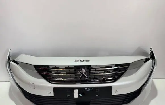 Peugeot 508 II Front bumper