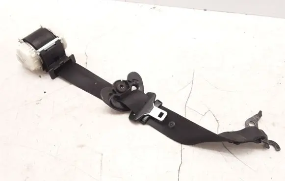 BMW 1 E81 E87 Front seatbelt 33059848 270207 050859