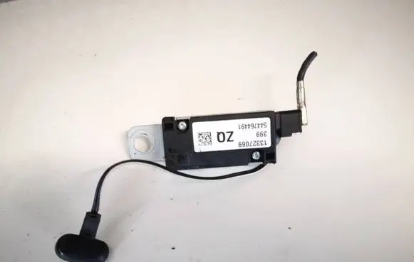Opel Insignia A Antenna control unit 13327069 544764491