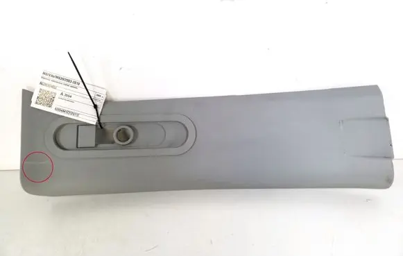 Mercedes-Benz Vito Viano W639 (B) pillar trim (top) A6396904853