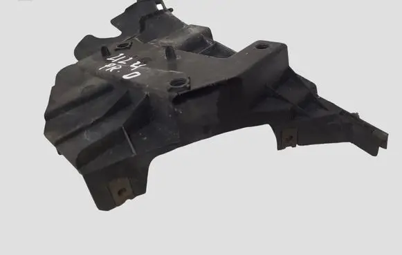 Volvo V70 Front bumper mounting bracket 31265345
