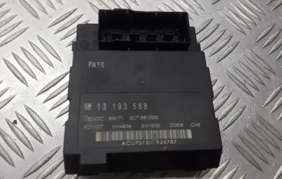 Opel Vectra C Voice control module 13193588