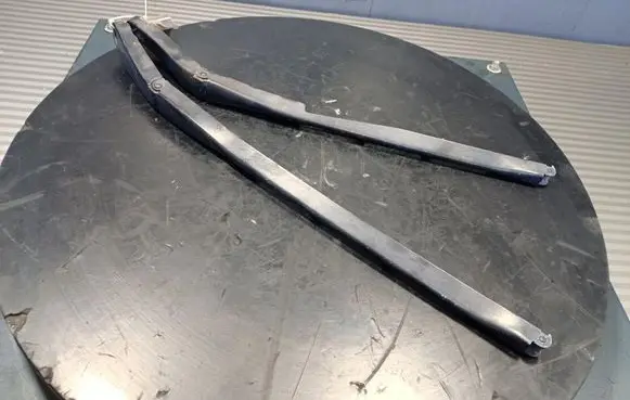 Audi A8 S8 D3 4E Front wiper blade arm