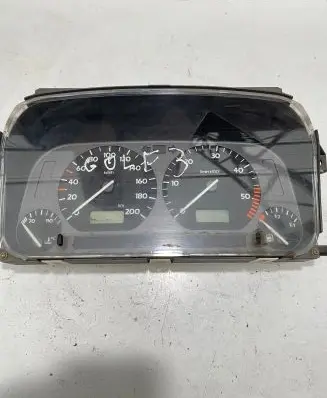 Volkswagen Golf III Speedometer (instrument cluster) 1H0919861E 6160633048 5392325900